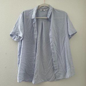 Uniqlo Short Sleeve Blue Rayon Button-up Sz M